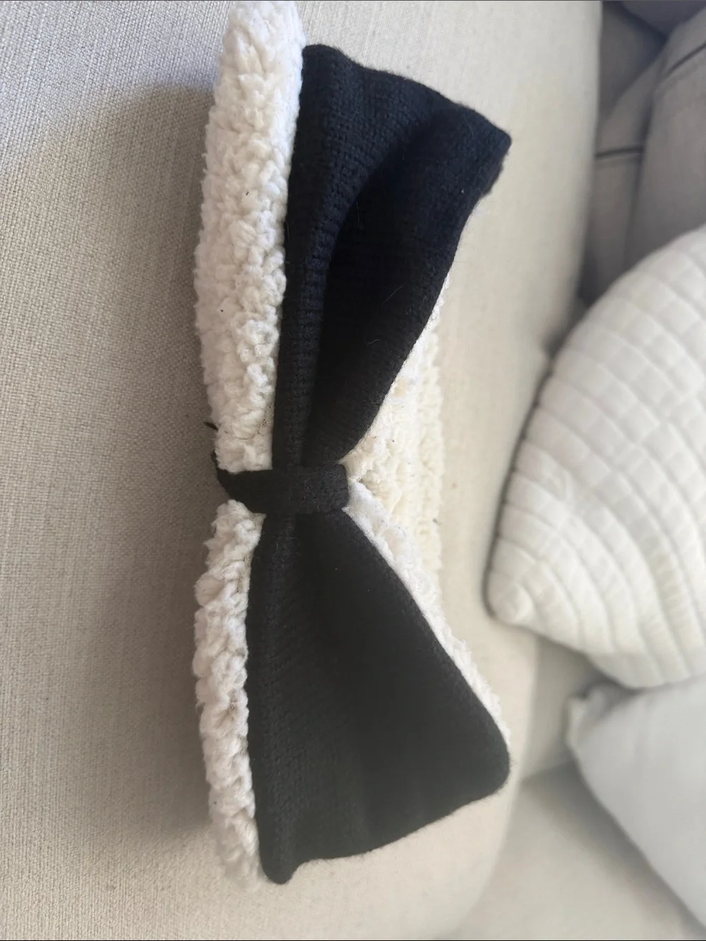 BearPaw Black Knit Headband with White Sherpa Trim